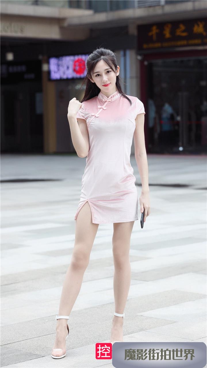 极品粉色旗袍肉丝美腿美眉3A237[1.91G]