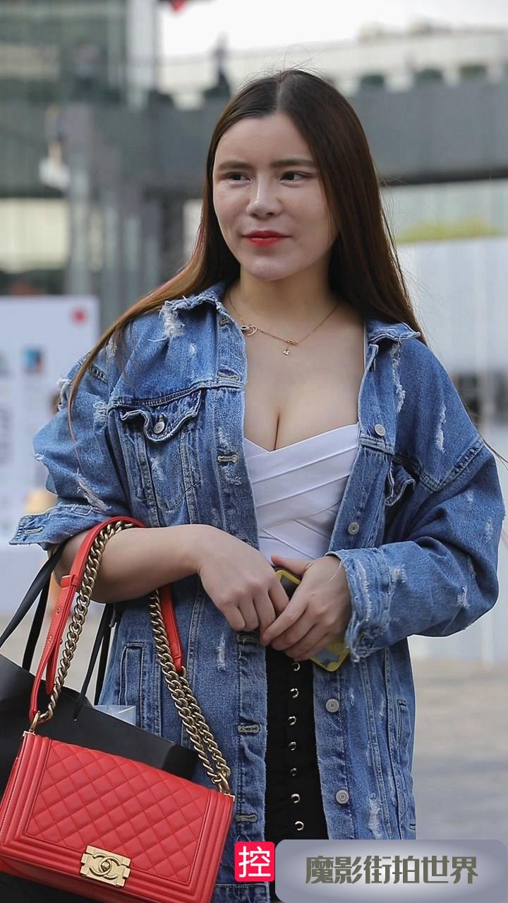 爆乳，翘屯，鱼嘴高跟视频3A171[825M]