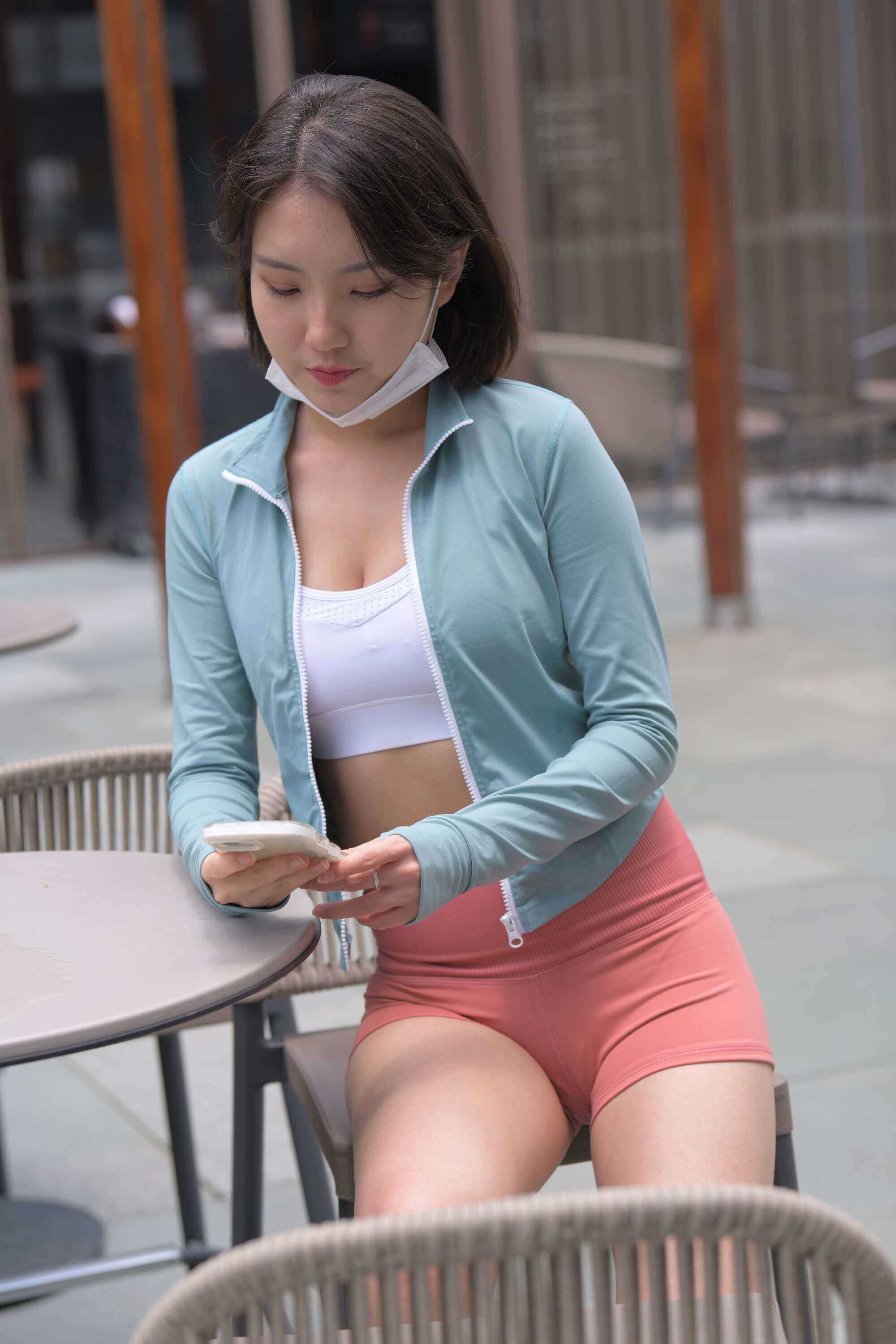 [一始专区] 热裤美女 【图片➕视频】