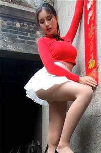 红衣白裙极品丝足美女视频3A140[644M]