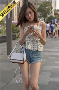 小吊带热裤高跟美腿小姐姐3A077[37P-740M]