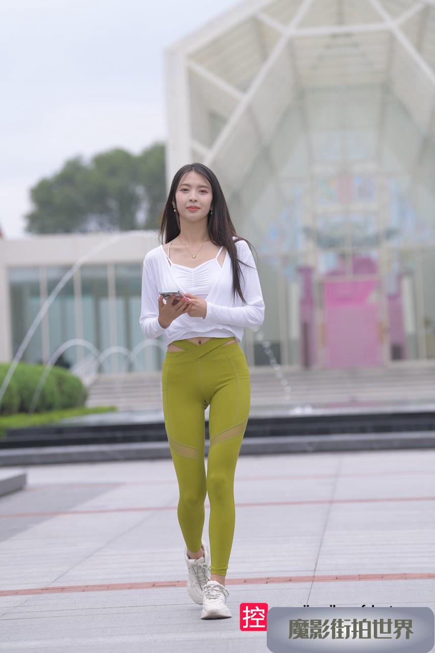 绿色瑜伽裤美女MJ3230