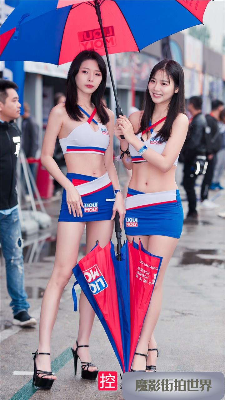 赛车道的长腿美女图片3A039[106P-809M]