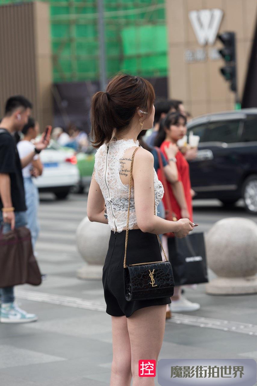 在等闺蜜小姐姐MJ1748[584M]