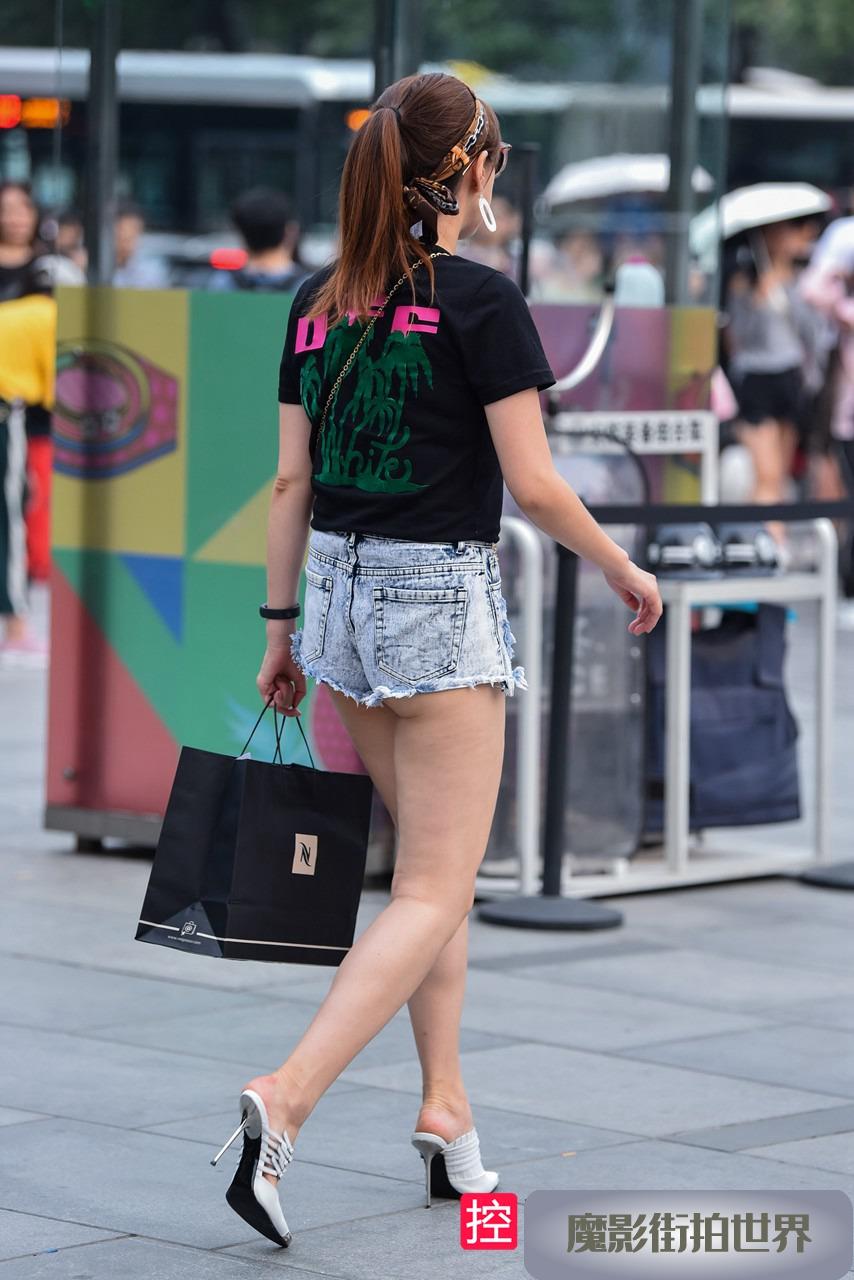 长腿高跟YY热裤美女MJ1589[852M]