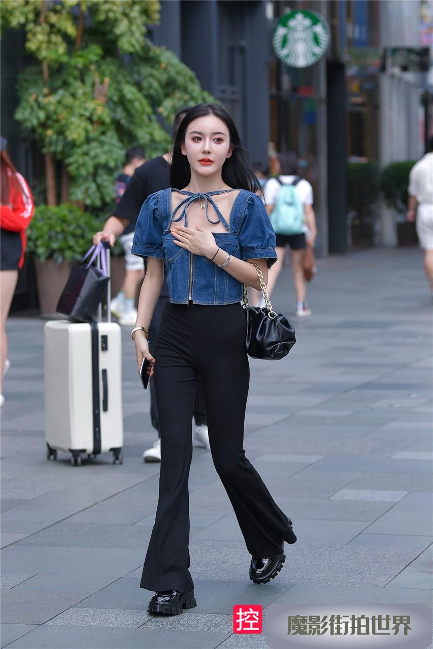 黑丝紧身喇叭裤美女MJ795[735M]