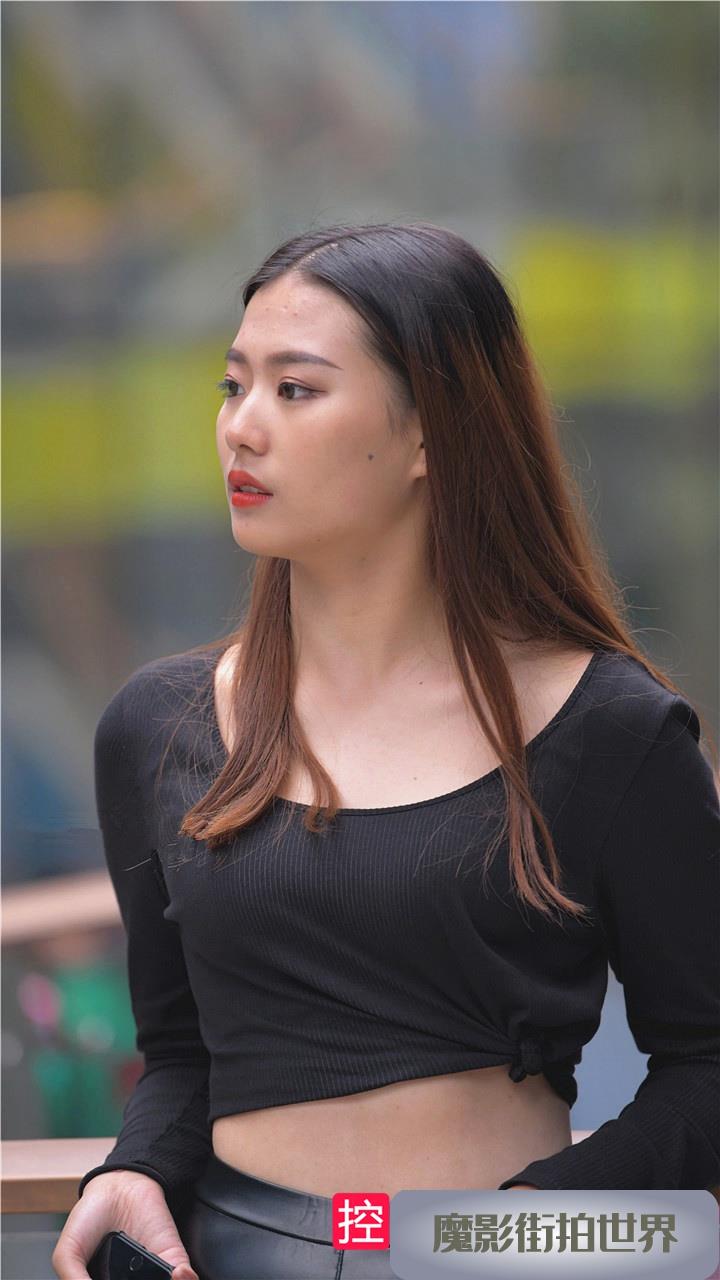 安静的如此美好-皮裤美女模拍图片MJ077[4.71G]