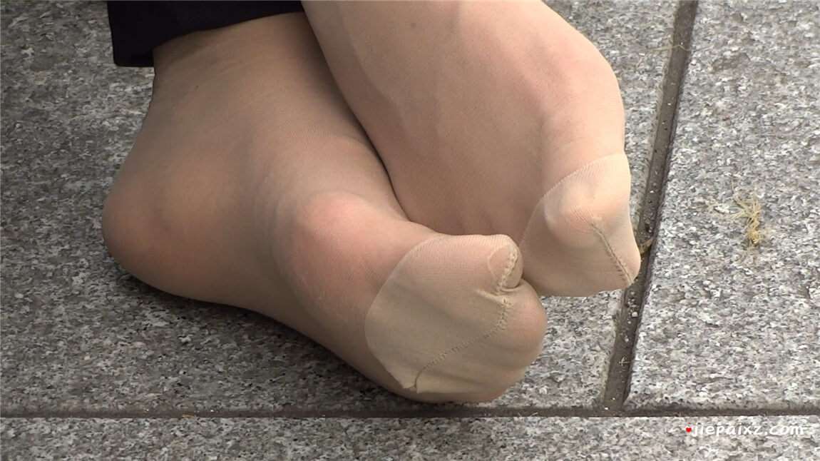 4K - 丝袜 [199 MB/MP4]