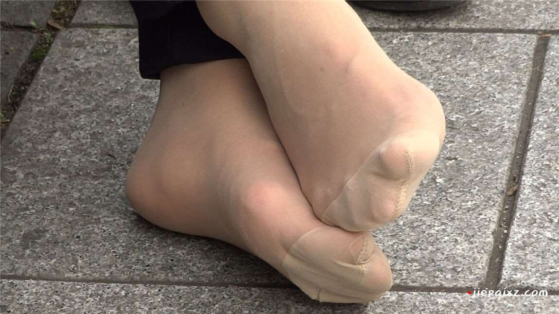 4K - 丝袜 [199 MB/MP4]