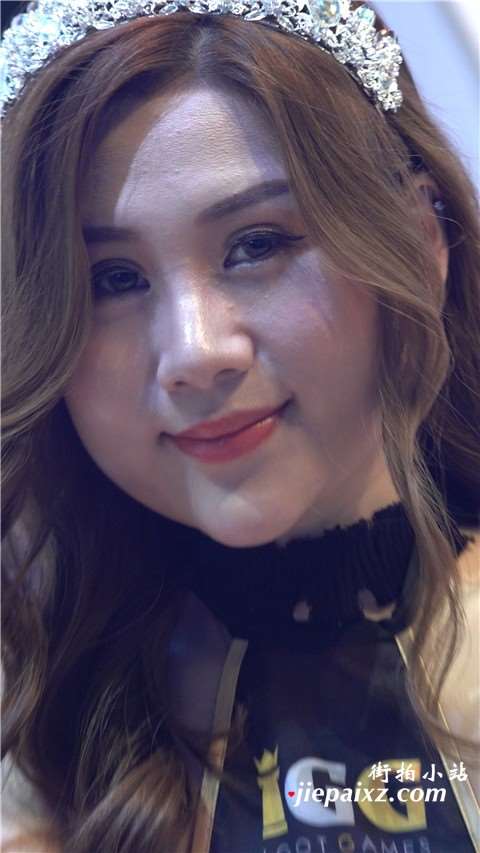 2018CJ展会性感米色高跟鞋美腿美女 [712 MB]