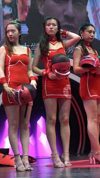 2018CJ 红裙美腿showgirl少女 [1.10 GB]