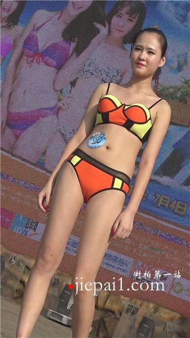 4k-甜美长腿比基尼泳装MM热舞