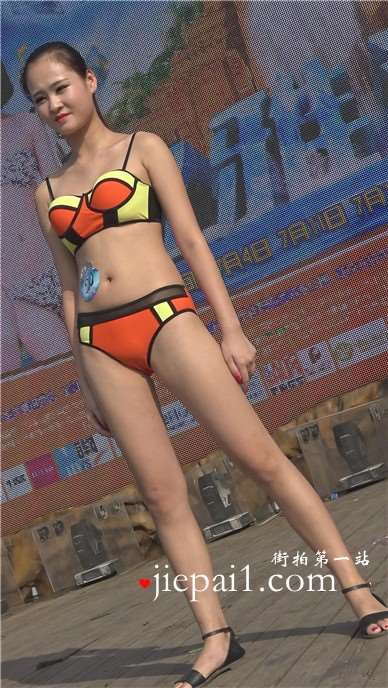 4k-甜美长腿比基尼泳装MM热舞