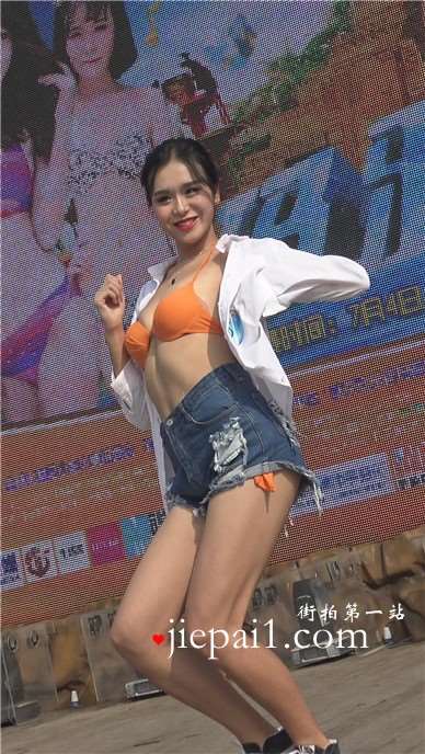 4k-性感比基尼美女模特热舞表演。
