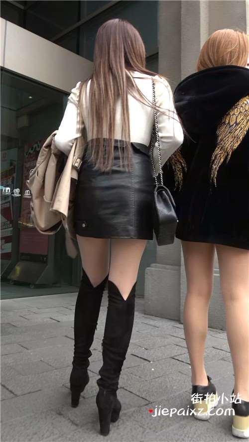 丝袜，皮裙，高筒靴极品身材靓妹