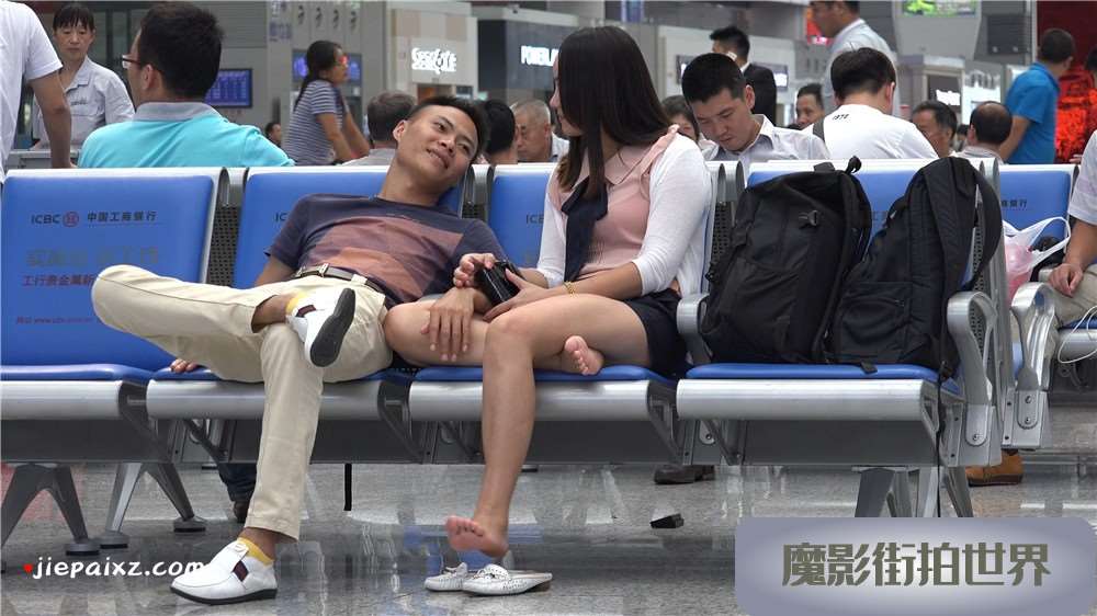 4K - 羡慕别人家的女朋友 [1.34 GB/MP4]