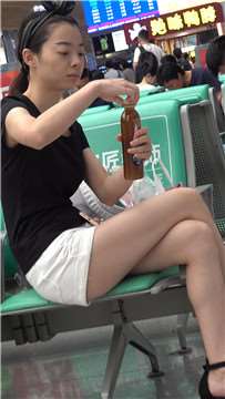 美腿美足凉高跟 [2.72 GB/avi]