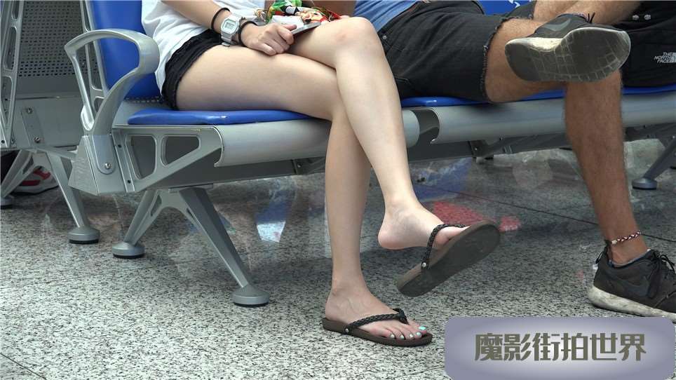 4K 人字拖玉足美腿小姐姐 [6.35 GB]