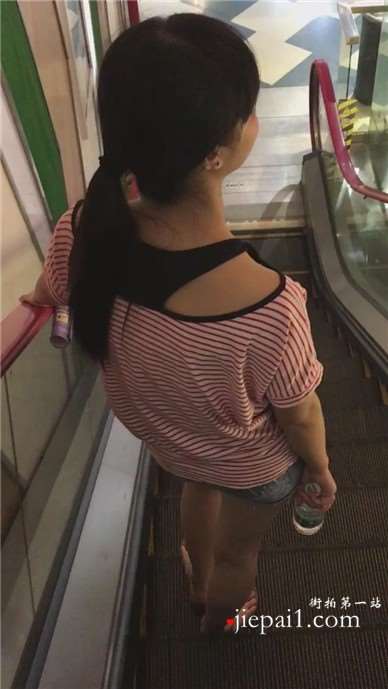 街拍清纯热裤小清新美女逛街 [3.70 GB]