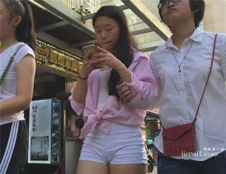 极品美三角热裤圆臀靓丽清新美女 [1.71 GB]