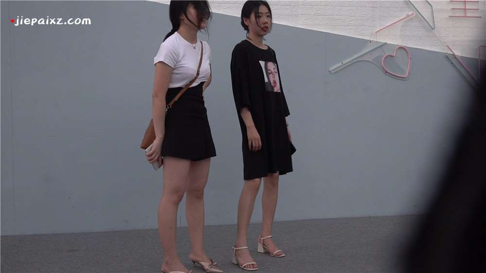 街拍美足凉高跟靓妹第二季 [1.27 GB/avi]