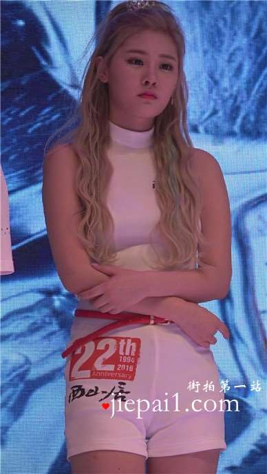 chinajoy现场拍摄青春靓丽好身材的showgirl