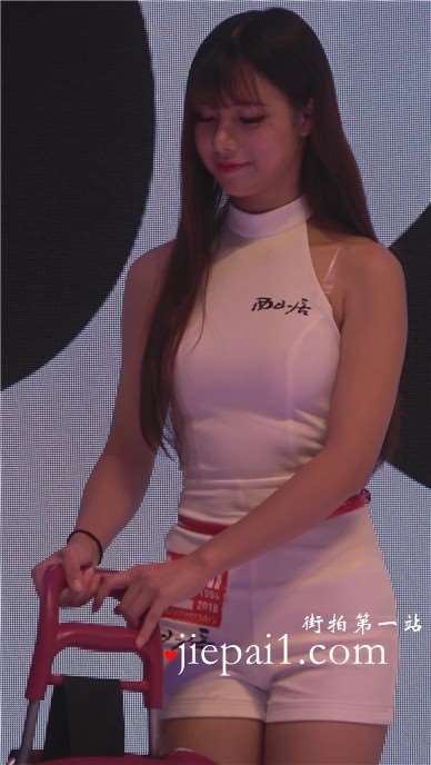 chinajoy现场性感甜美长腿美臀美女。