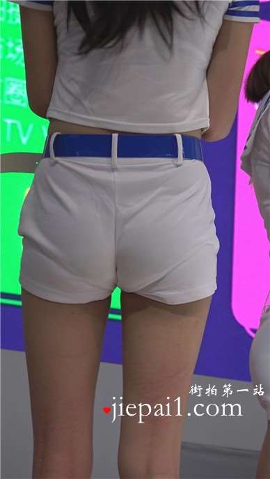 舞台上美腿showgirl美女们