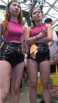 4k-身材超级劲爆的皮裤美女们