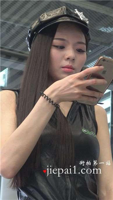 4k-极品性感长腿皮衣皮裤美女