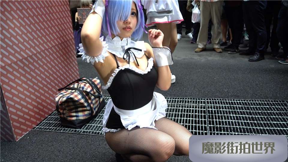 4K 黑丝高跟cosplay女仆装丰满少女 [1.66 GB/MP4]