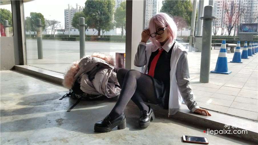 4K-小清新cosplay街拍黑丝美少女