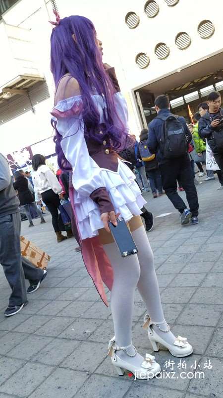 4k-清纯美颜cosplay的青春少女