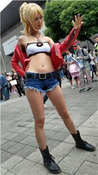 4K-清纯小可爱热裤露脐玩cosplay的萌妹纸