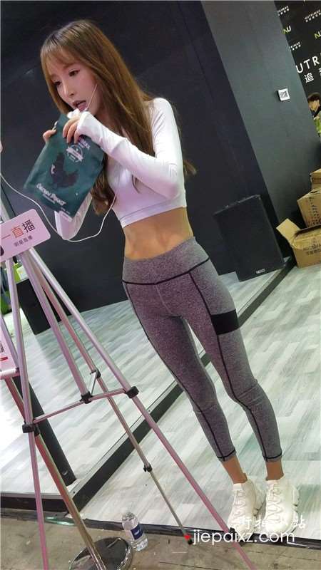 4K-弹力裤小蛮腰一直播网红美女主播在直播