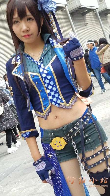 4k - 一脸清纯的cosplay二次元美少女