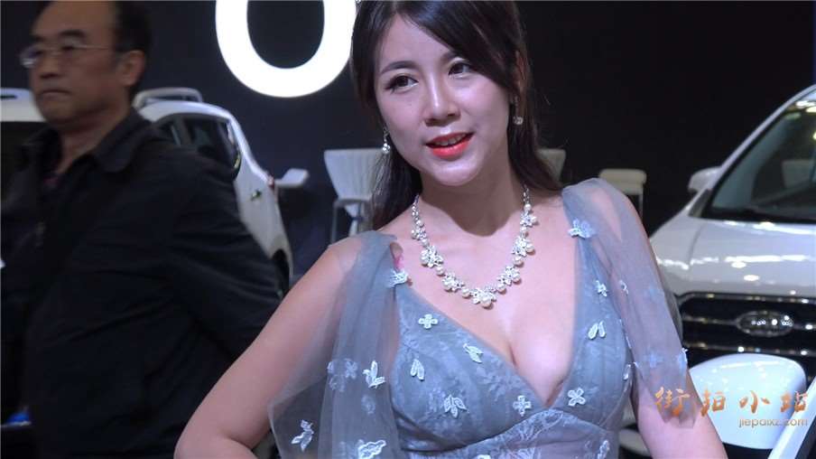 4k-极品靓丽美女车模小姐