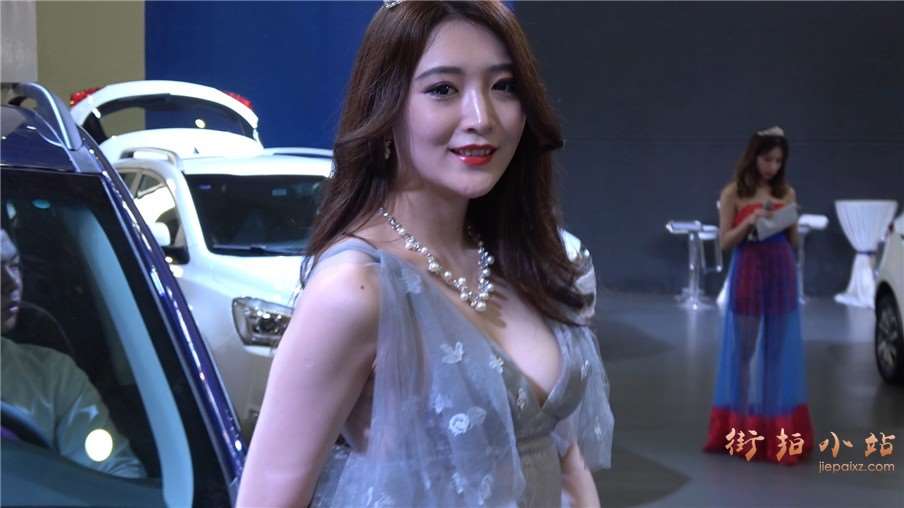 4k-极品靓丽美女车模小姐