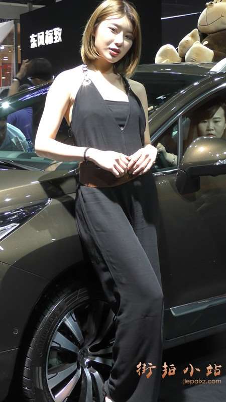 4k-美颜动人高颜值街拍美女模特