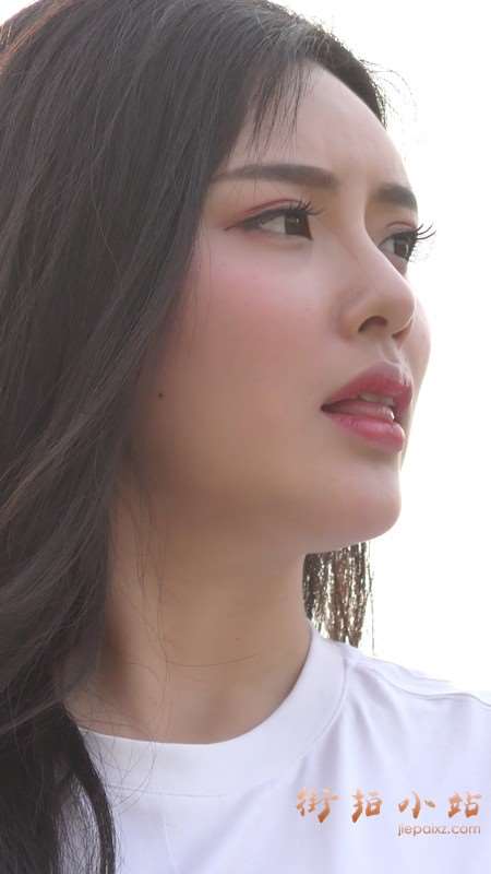 4k-极品丰满波涛汹涌的美女靓模