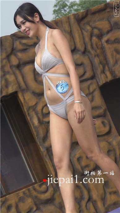 4k-好身材长腿丰满泳装MM
