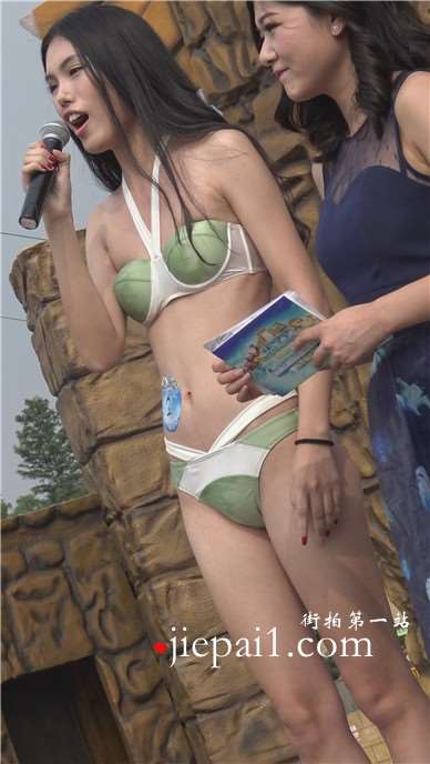 极品高挑身材长腿比基尼泳装美女