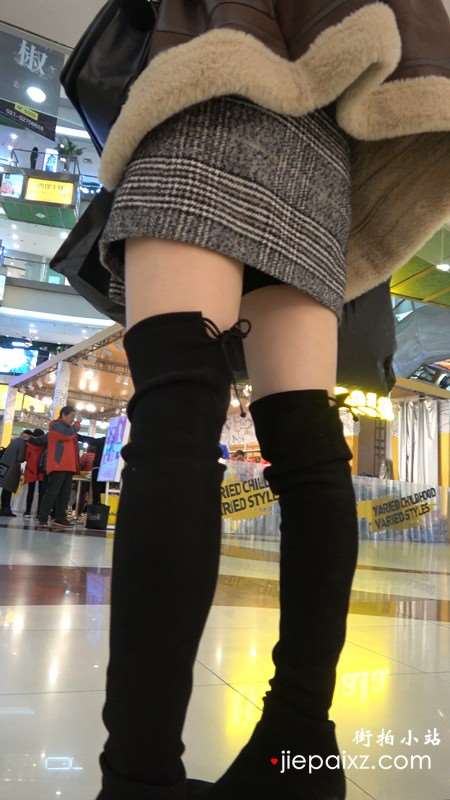4k-极品性感美腿长筒靴知性少妇 [1.61 GB]