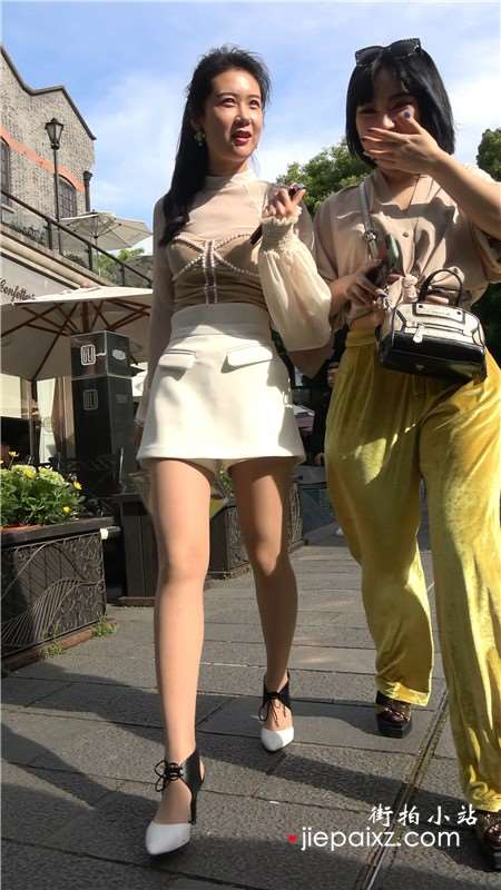 4K-超性感街拍美腿高跟鞋御姐第一集 [1.53 GB]