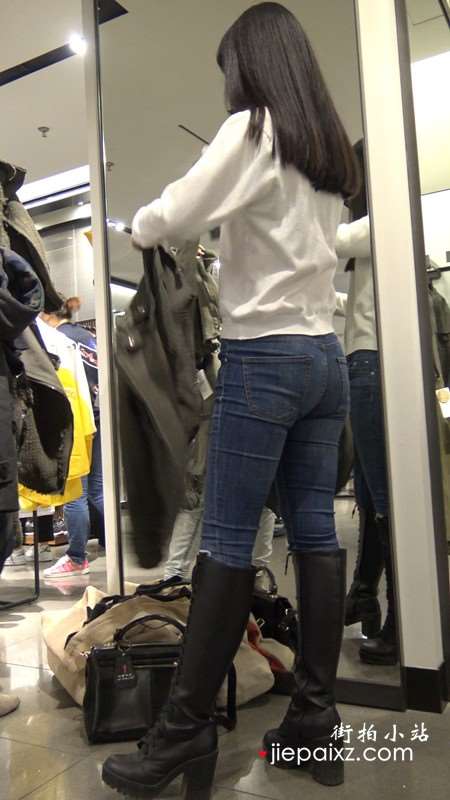 4k-服装店试衣服的紧身蓝牛街拍美女姐姐 [985 MB]