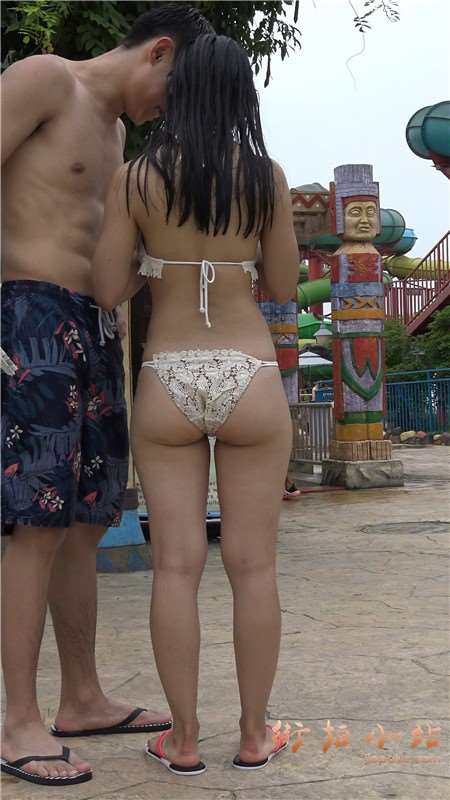 4k-性感镂空蕾丝比基尼泳装蜜桃臀美女第二集 [1.78 GB]