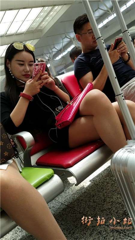 4k-超性感美腿黑色连衣裙女神