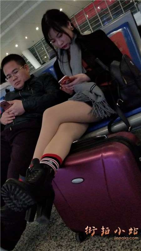 4k-肉丝大长腿漂亮美颜小姐姐