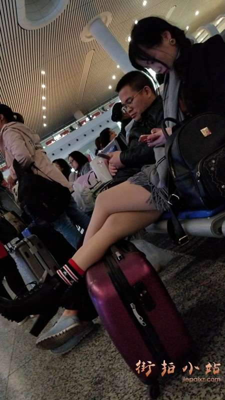 4k-肉丝大长腿漂亮美颜小姐姐