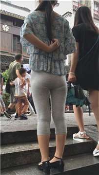 美女的极品诱人超薄紧身弹力裤 [2.06 GB]